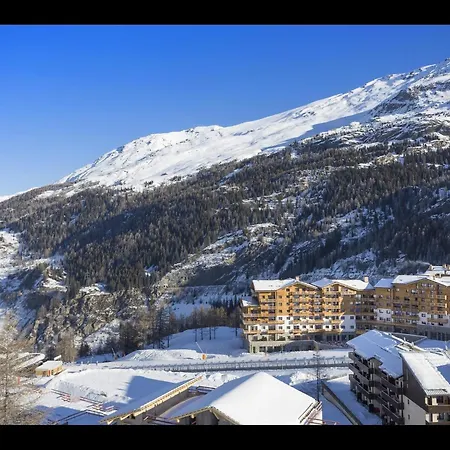In Alps With & Pool Tignes