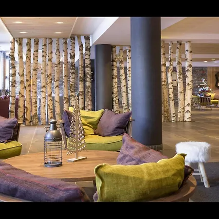 In Alps With & Pool Tignes