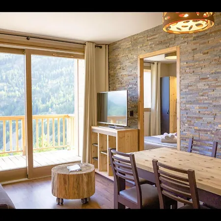 In Alps With & Pool Tignes